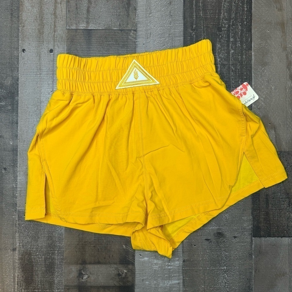 NWT Free People Movement Next Round Short Swaying Sunflowers - Picture 6 of 11